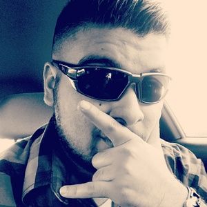 Meet your Posher, Andrew